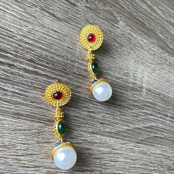 VintageāstyleāearringsāN3 - Picture 3 of 4